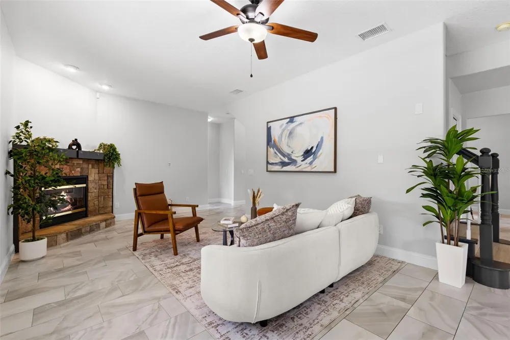 9240 SAN MARTIN BOULEVARD NE St Petersburg, FL 33702