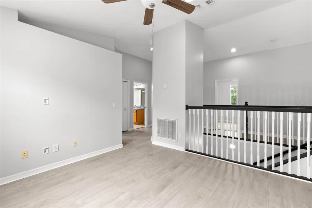 9240 SAN MARTIN BOULEVARD NE St Petersburg, FL 33702