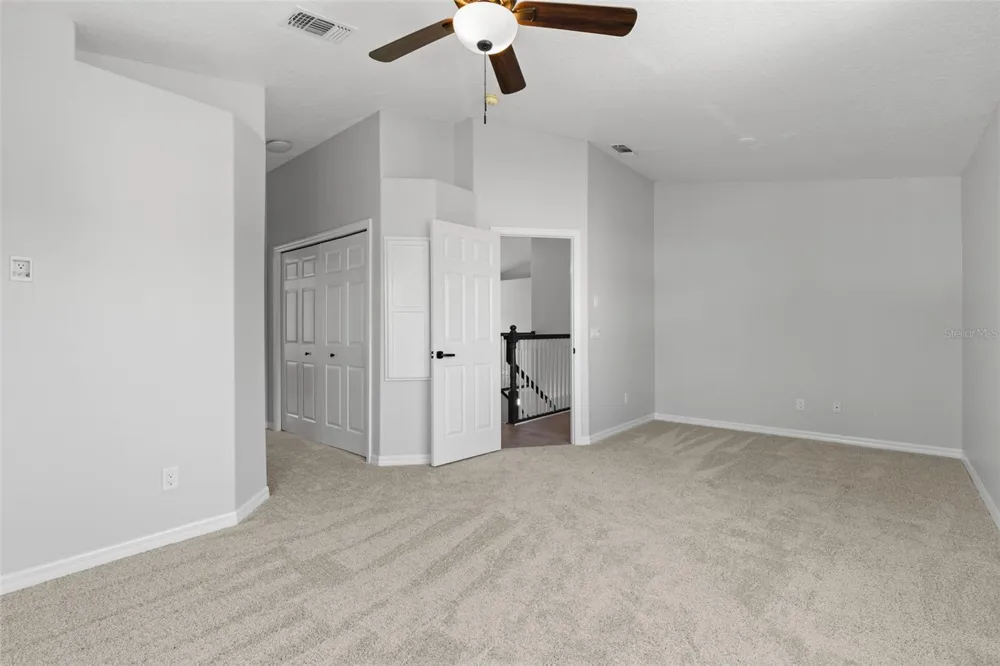 9240 SAN MARTIN BOULEVARD NE St Petersburg, FL 33702