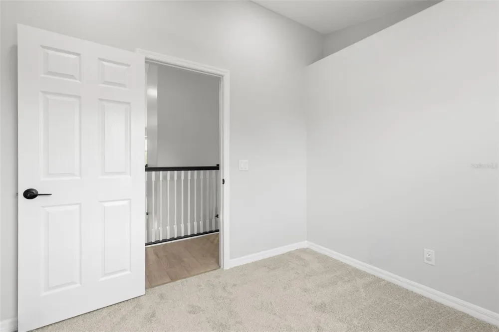 9240 SAN MARTIN BOULEVARD NE St Petersburg, FL 33702