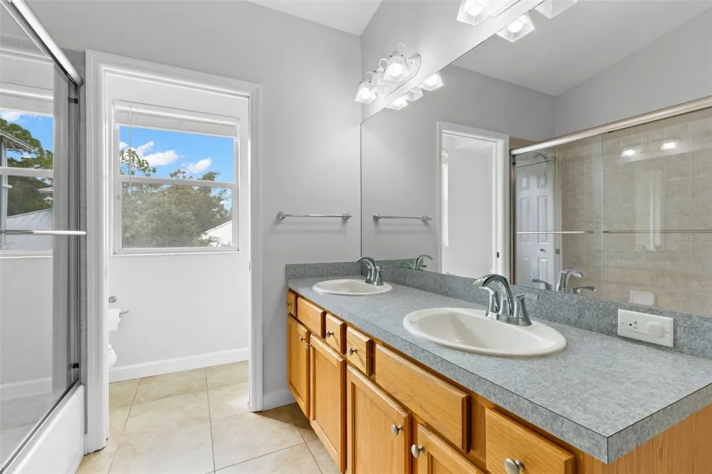 9240 SAN MARTIN BOULEVARD NE St Petersburg, FL 33702