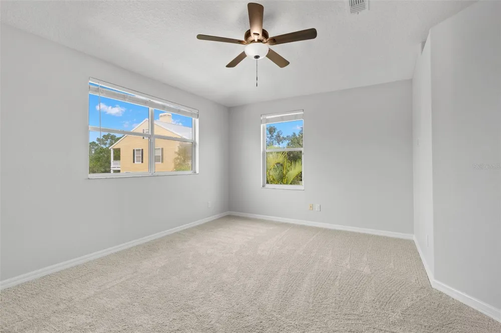 9240 SAN MARTIN BOULEVARD NE St Petersburg, FL 33702