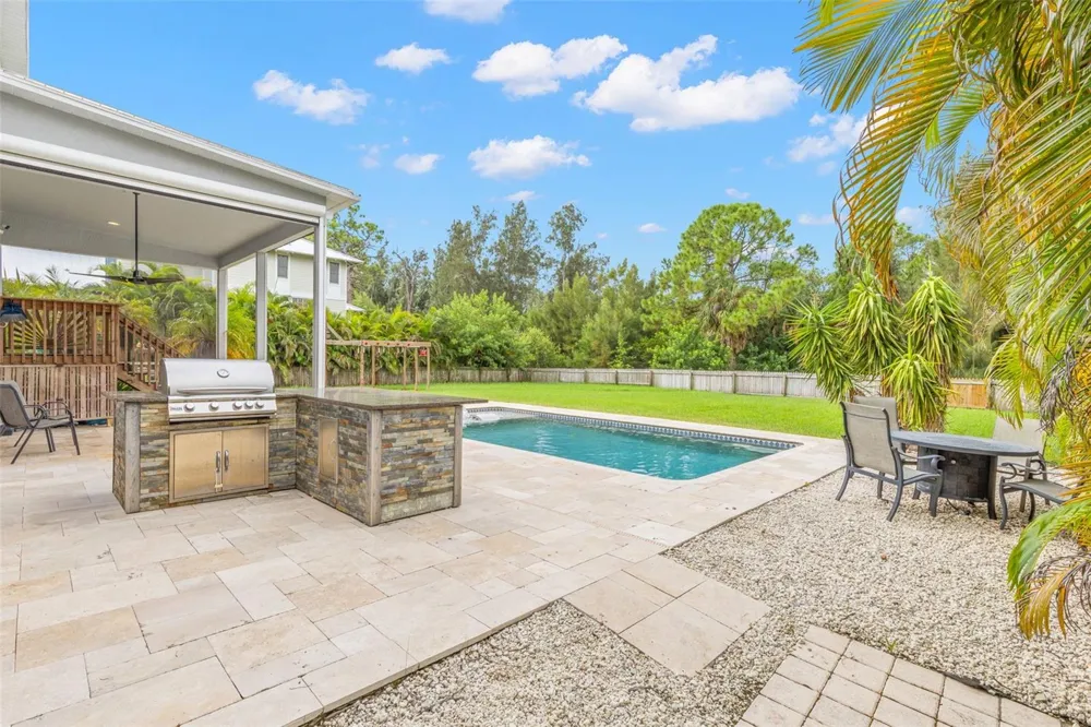 9240 SAN MARTIN BOULEVARD NE St Petersburg, FL 33702