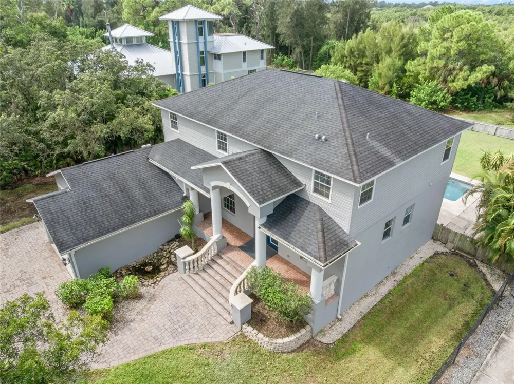 9240 SAN MARTIN BOULEVARD NE St Petersburg, FL 33702