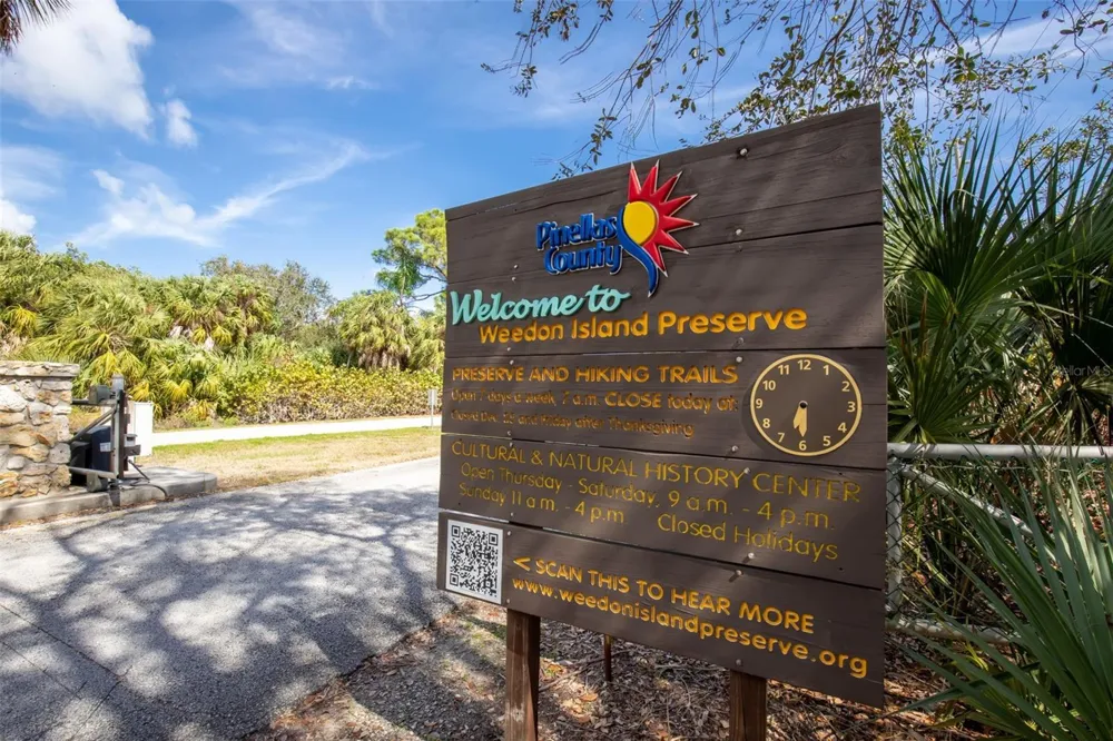 9240 SAN MARTIN BOULEVARD NE St Petersburg, FL 33702