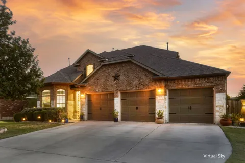 3237 Hidalgo Loop