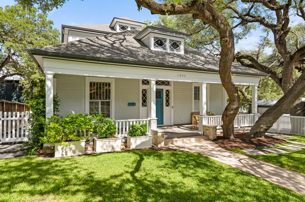 1800 Brackenridge Street Austin, TX 78704