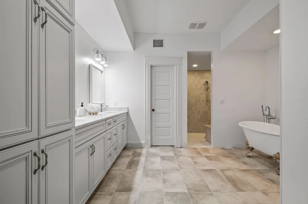 1800 Brackenridge Street Austin, TX 78704