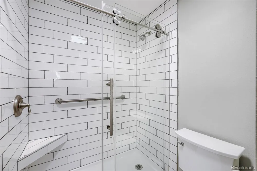 2722 S Quay Way Denver, CO 80227