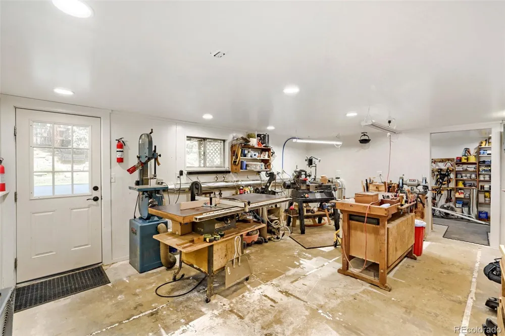 2722 S Quay Way Denver, CO 80227