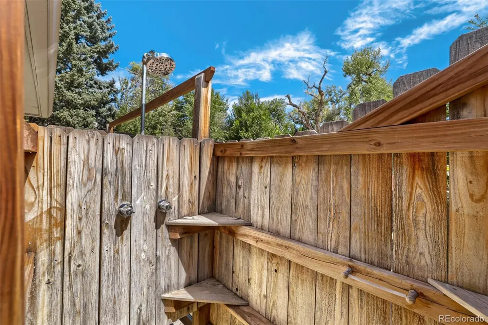 2722 S Quay Way Denver, CO 80227