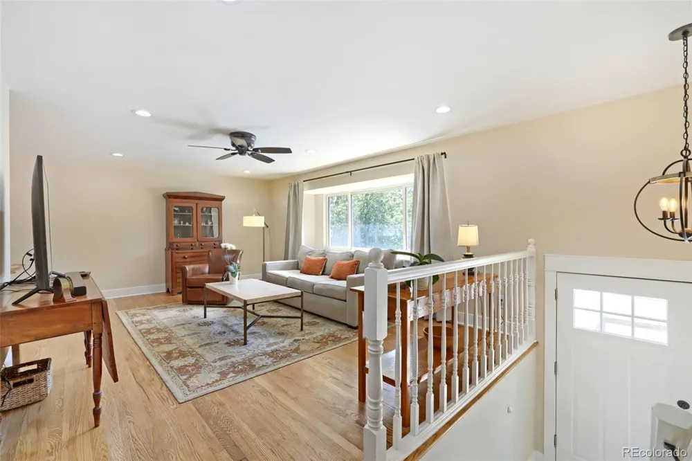 2722 S Quay Way Denver, CO 80227