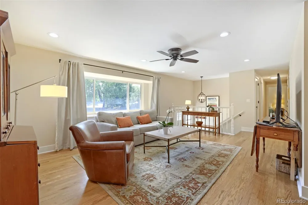 2722 S Quay Way Denver, CO 80227