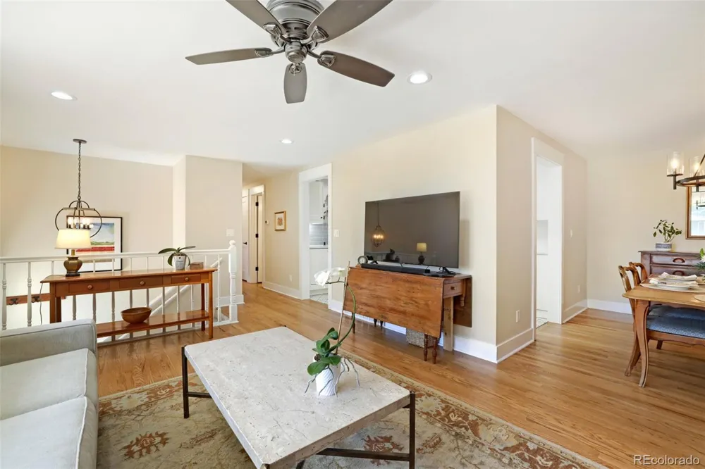 2722 S Quay Way Denver, CO 80227