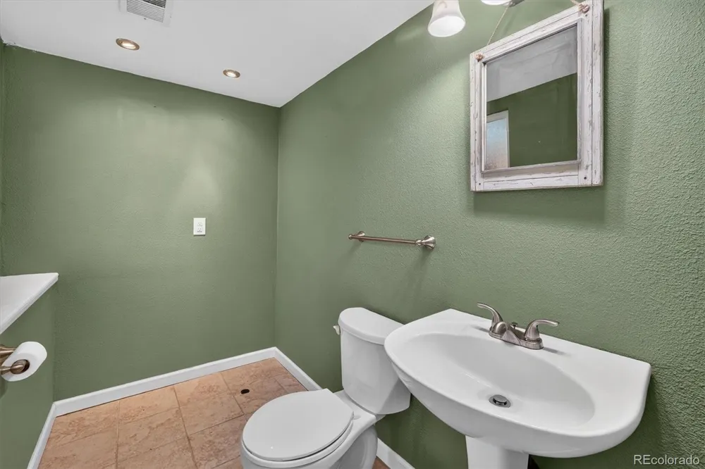 6235 W 68th Circle Arvada, CO 80003