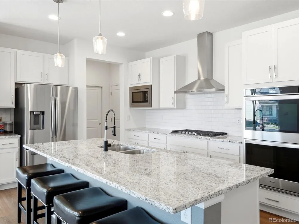 1082 E Hopkins Drive Elizabeth, CO 80107
