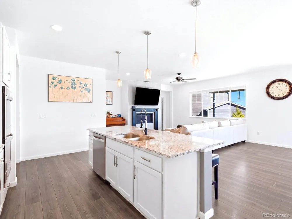 1082 E Hopkins Drive Elizabeth, CO 80107