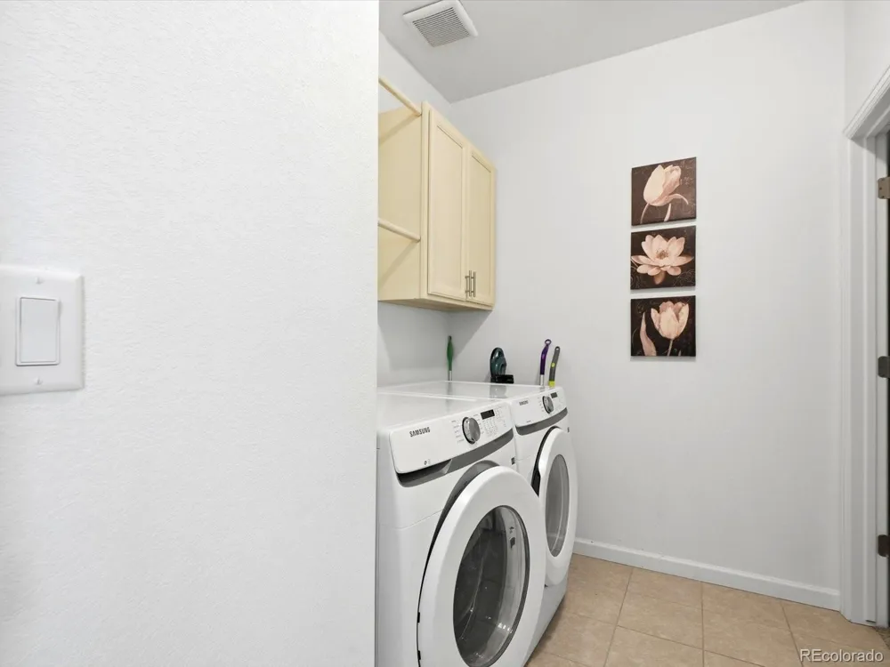 1082 E Hopkins Drive Elizabeth, CO 80107