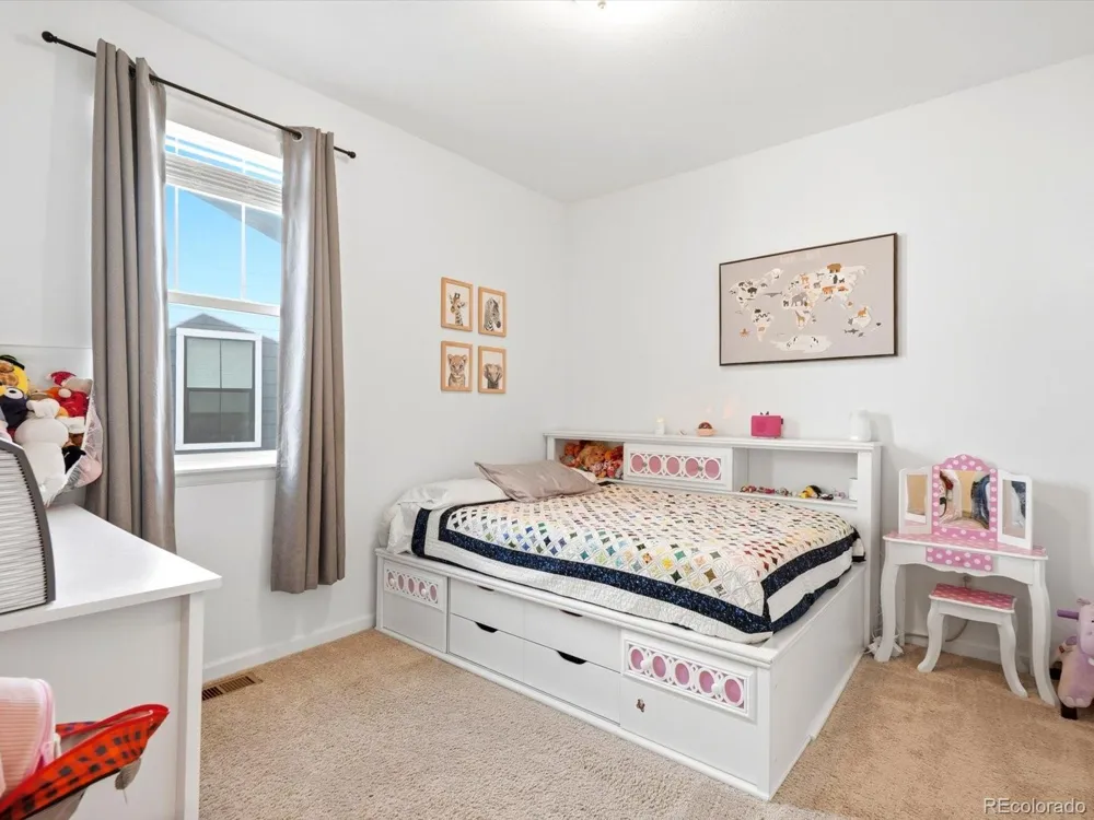 1082 E Hopkins Drive Elizabeth, CO 80107