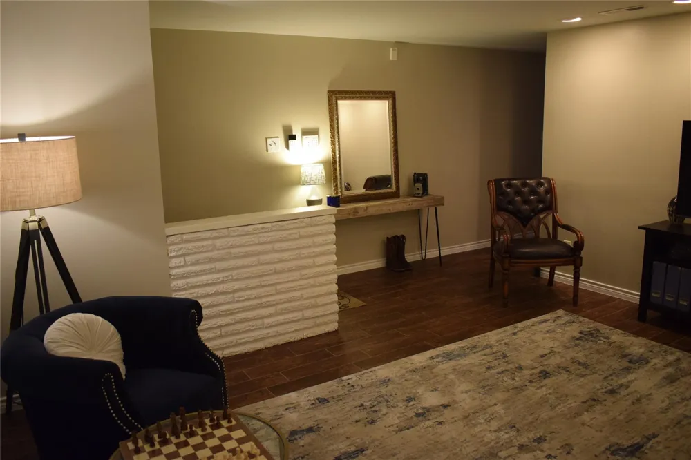 5742 Southminster Drive Houston, TX 77035