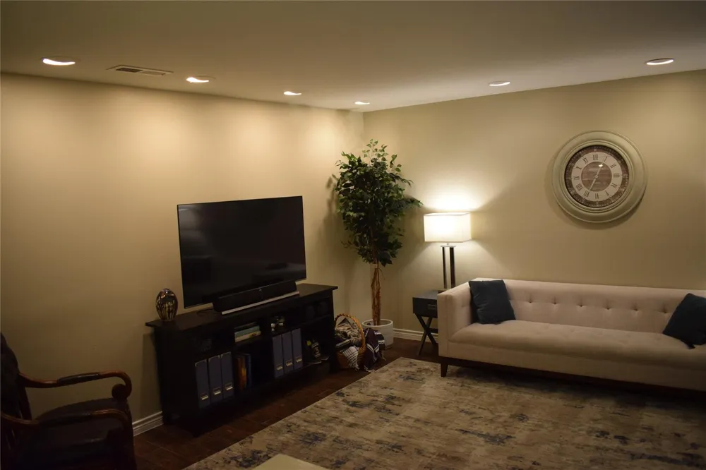 5742 Southminster Drive Houston, TX 77035