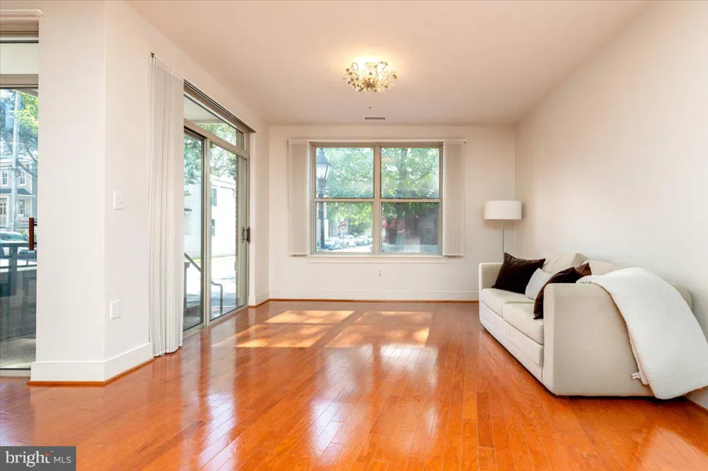 66 FRANKLIN STREET #102 Annapolis, MD 21401