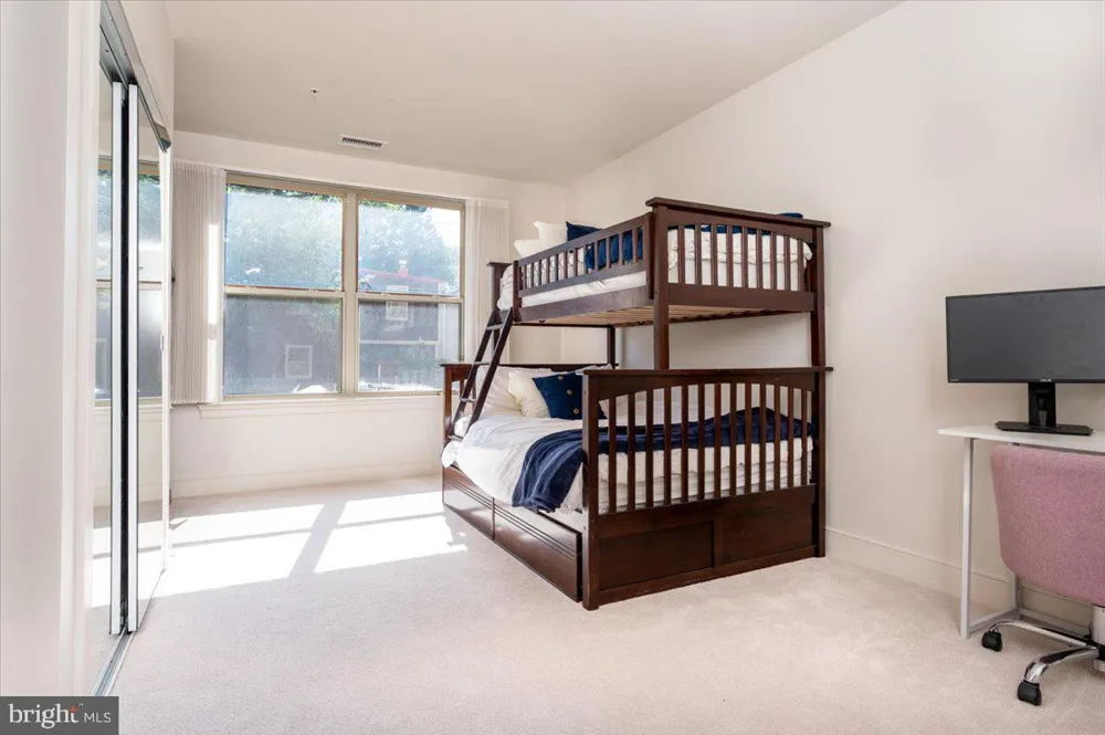 66 FRANKLIN STREET #102 Annapolis, MD 21401