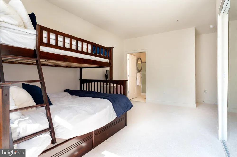 66 FRANKLIN STREET #102 Annapolis, MD 21401