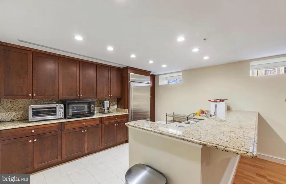 66 FRANKLIN STREET #102 Annapolis, MD 21401