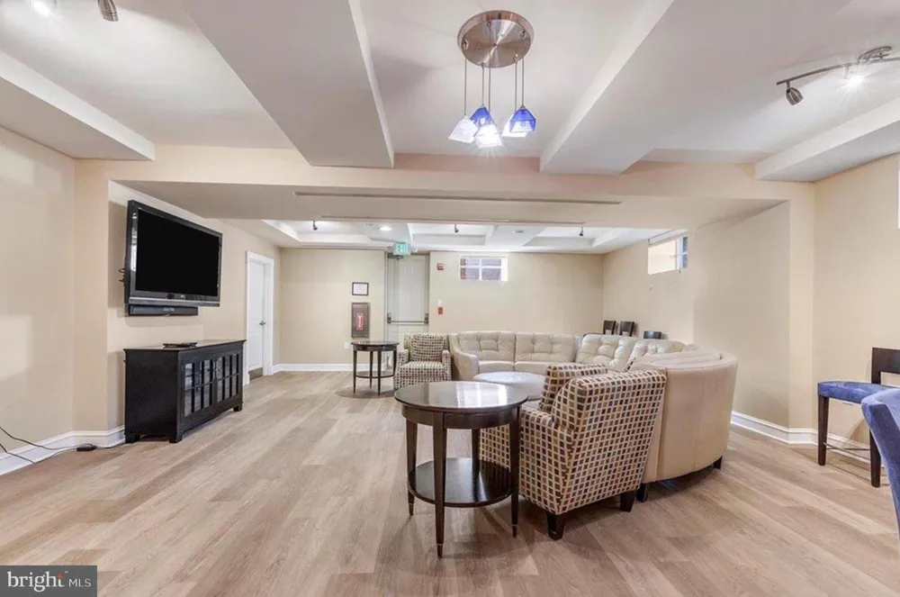 66 FRANKLIN STREET #102 Annapolis, MD 21401