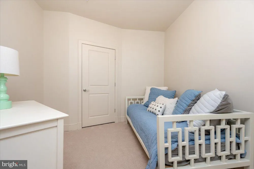 66 FRANKLIN STREET #102 Annapolis, MD 21401
