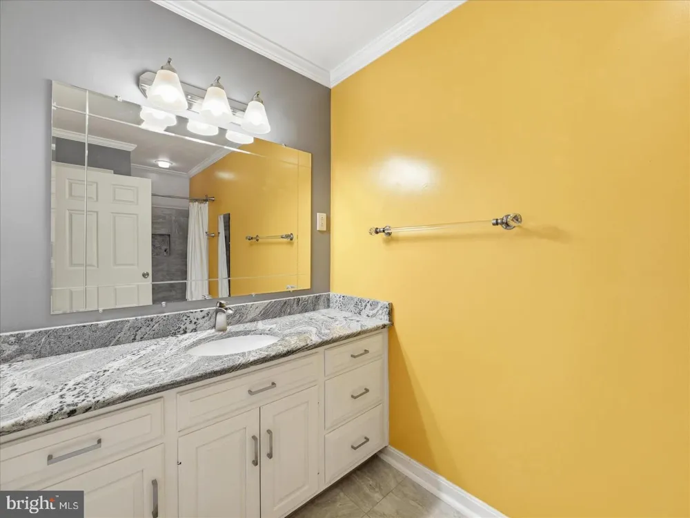 1604 LANGLEY DRIVE Hagerstown, MD 21740
