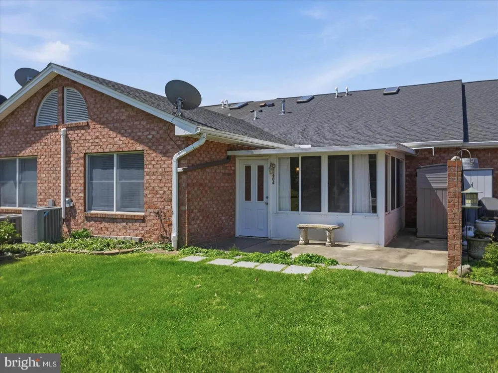 1604 LANGLEY DRIVE Hagerstown, MD 21740