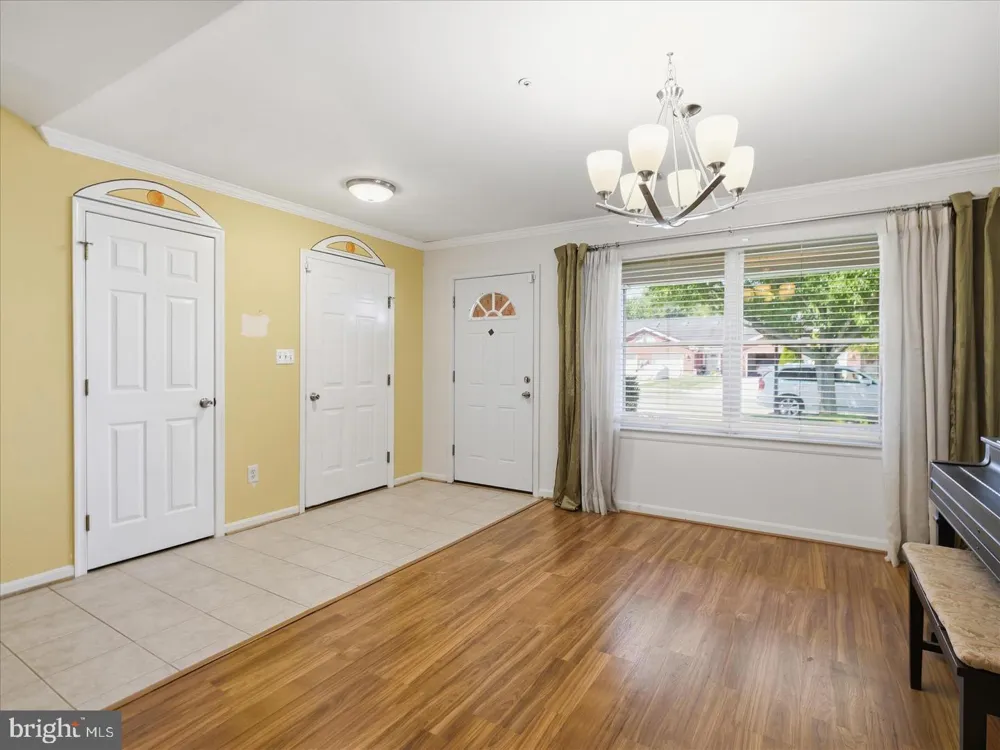 1604 LANGLEY DRIVE Hagerstown, MD 21740