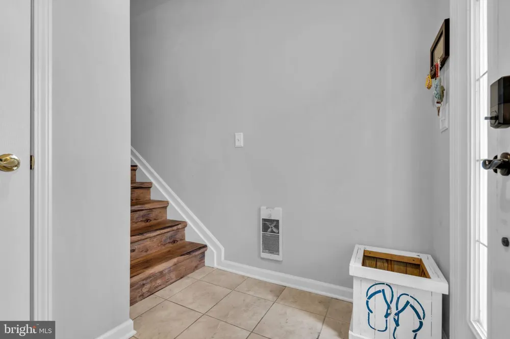 90 BRYCE LANE #911 Manahawkin, NJ 08050