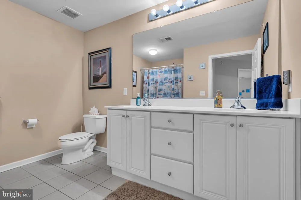 90 BRYCE LANE #911 Manahawkin, NJ 08050
