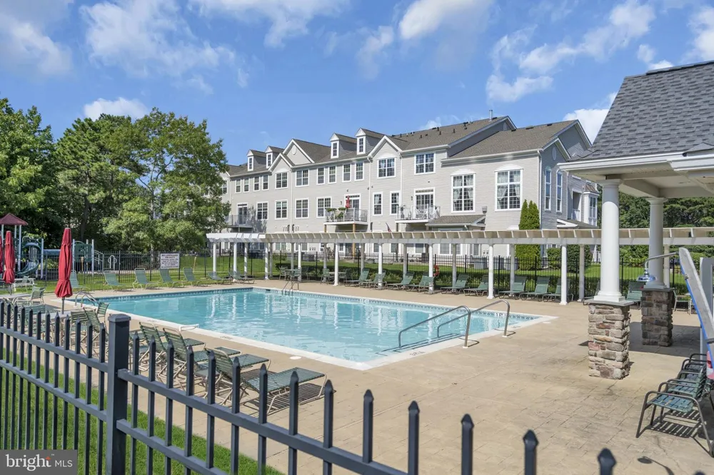 90 BRYCE LANE #911 Manahawkin, NJ 08050