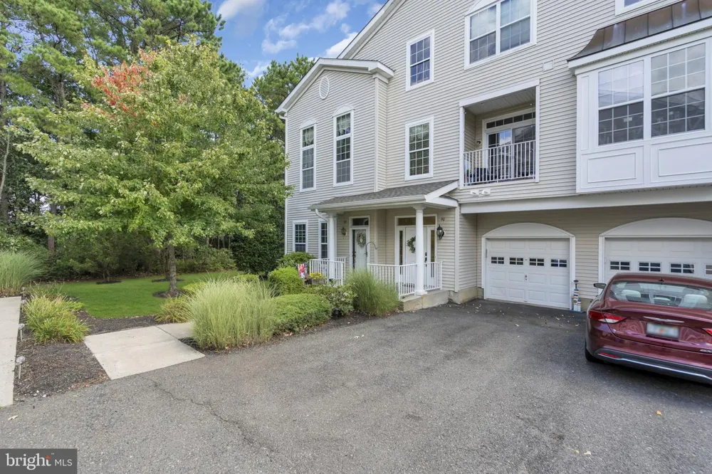 90 BRYCE LANE #911 Manahawkin, NJ 08050