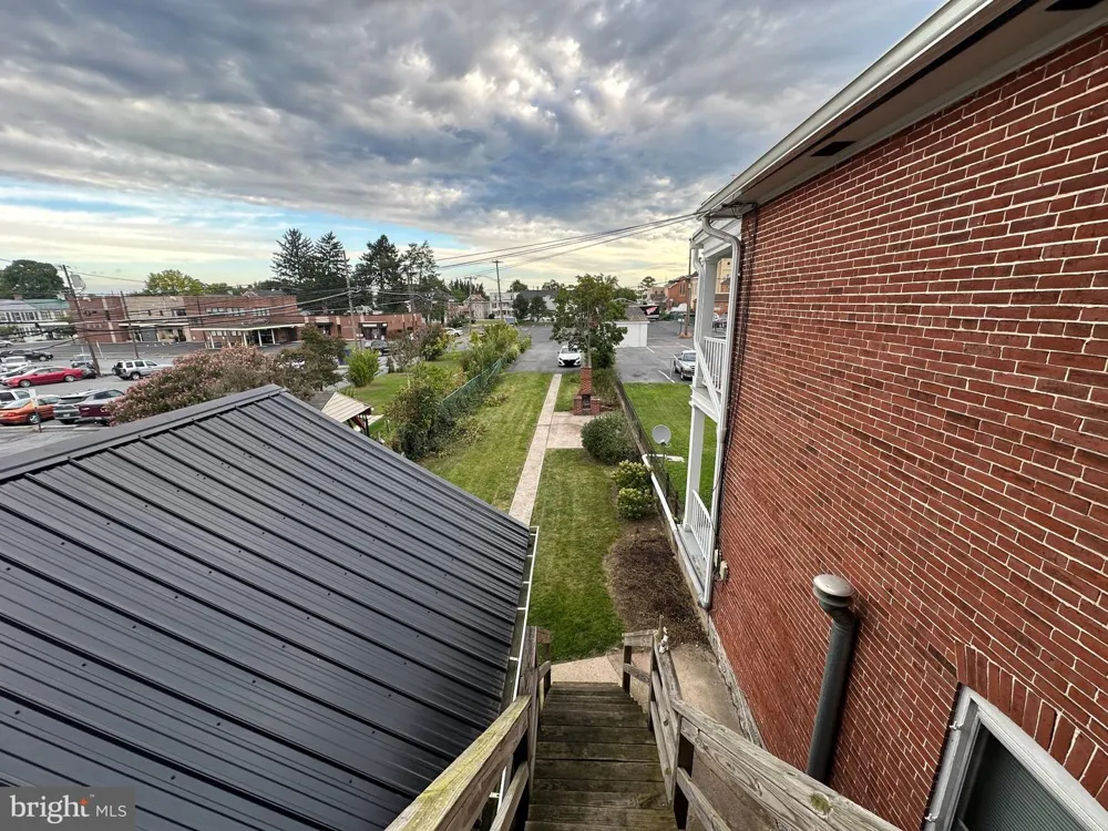 32 E BALTIMORE STREET Greencastle, PA 17225