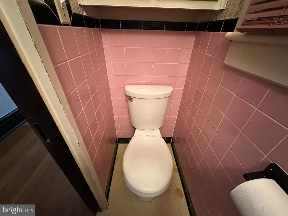 32 E BALTIMORE STREET Greencastle, PA 17225