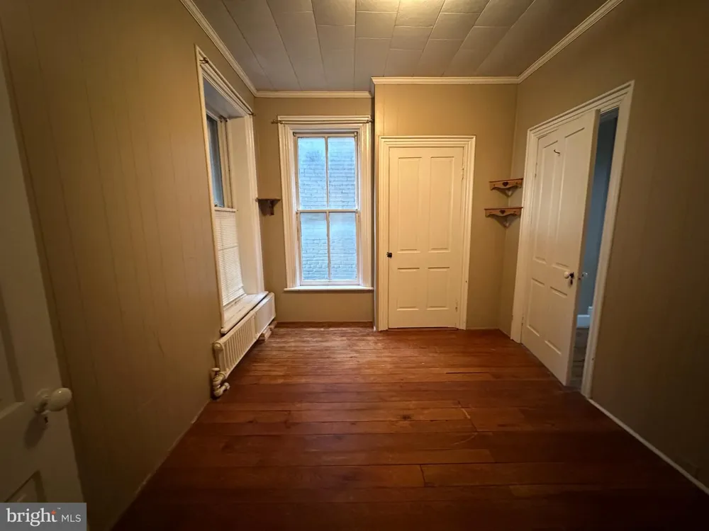32 E BALTIMORE STREET Greencastle, PA 17225