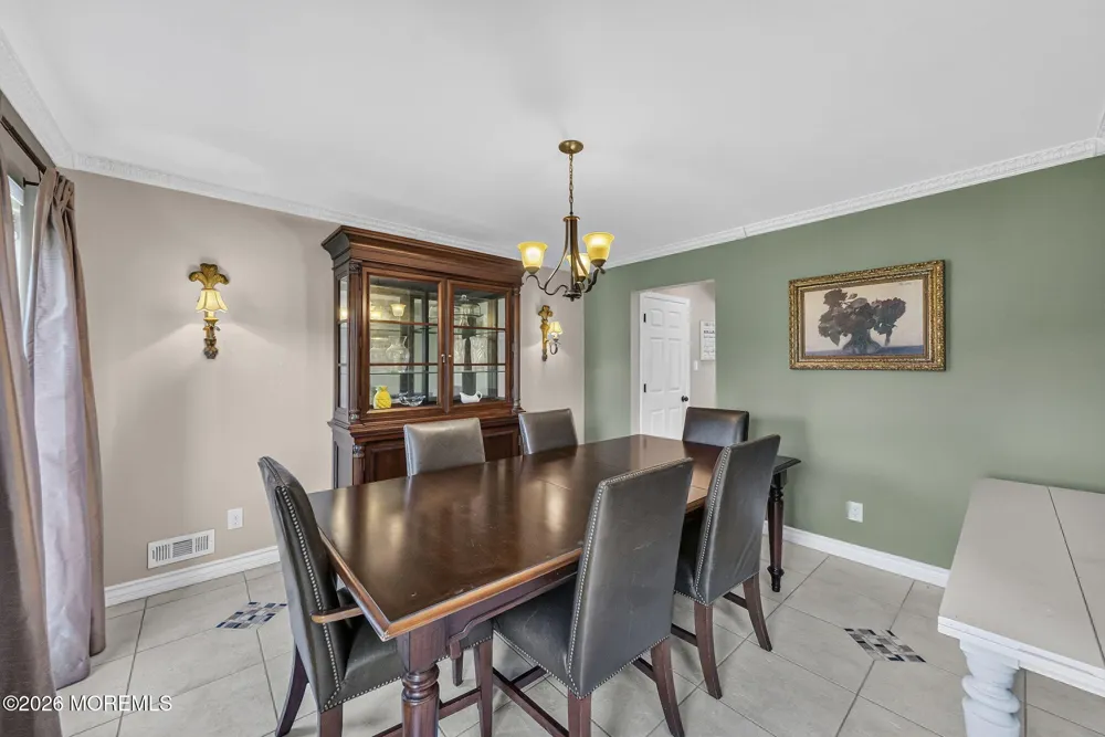 25 Tall Woods Drive Manalapan, NJ 07726