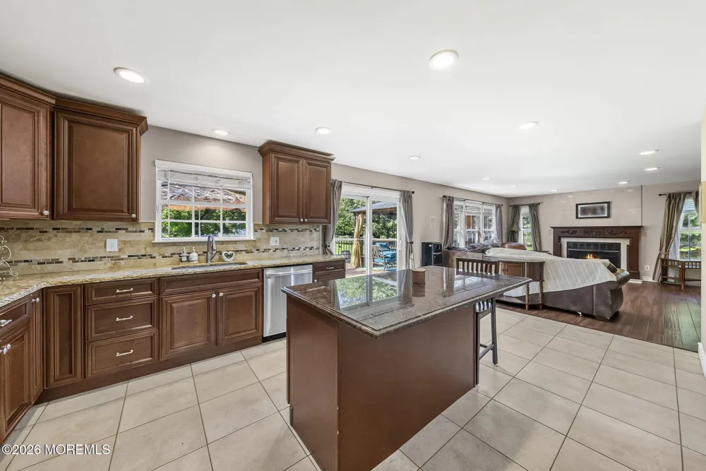 25 Tall Woods Drive Manalapan, NJ 07726