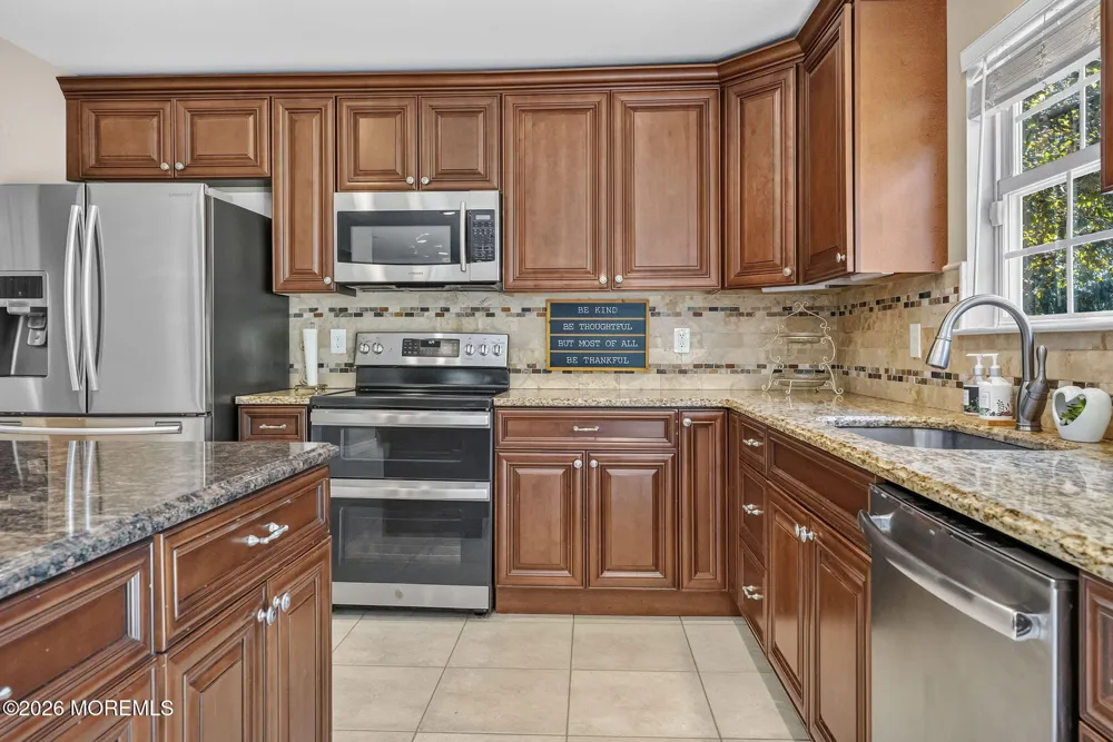 25 Tall Woods Drive Manalapan, NJ 07726
