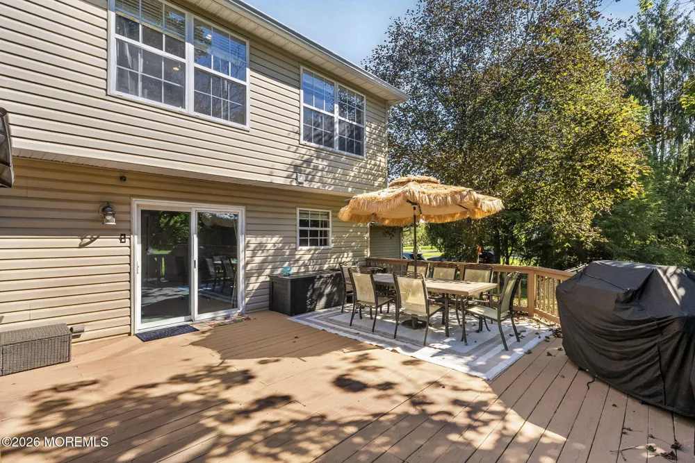 25 Tall Woods Drive Manalapan, NJ 07726