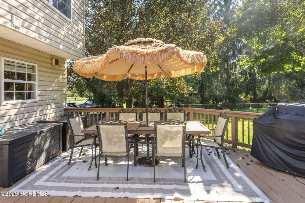 25 Tall Woods Drive Manalapan, NJ 07726