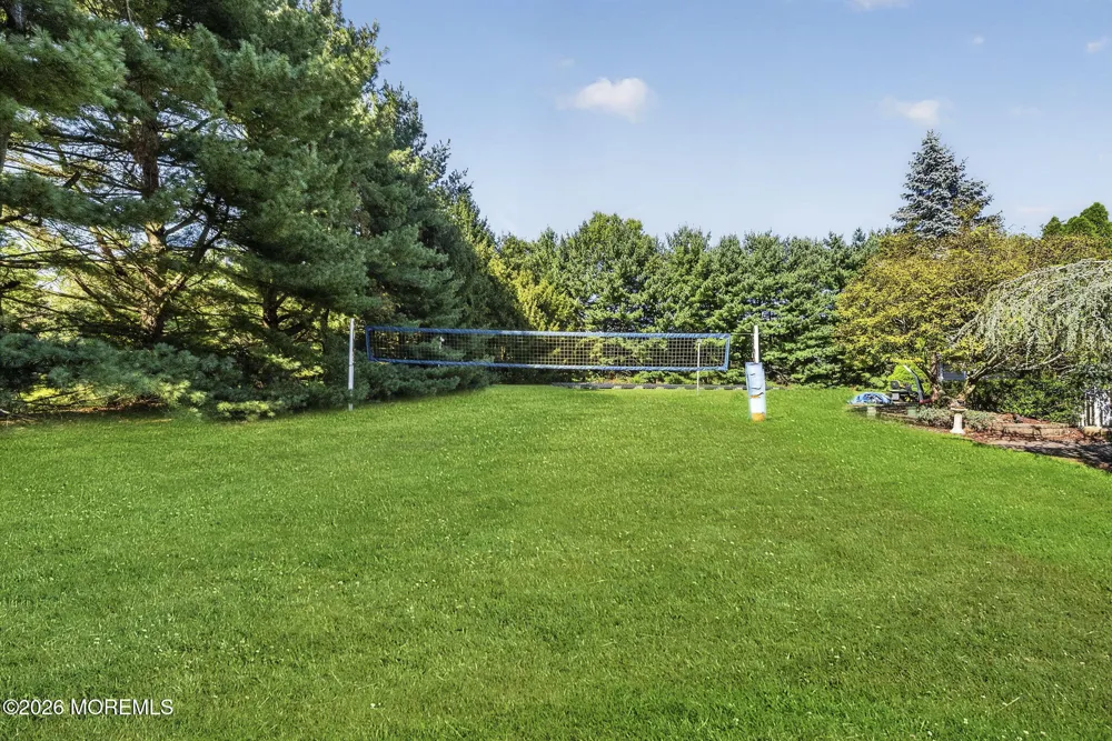 25 Tall Woods Drive Manalapan, NJ 07726