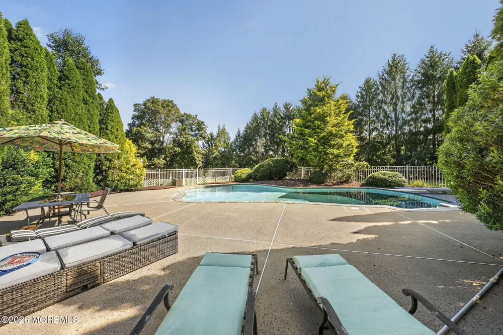 25 Tall Woods Drive Manalapan, NJ 07726