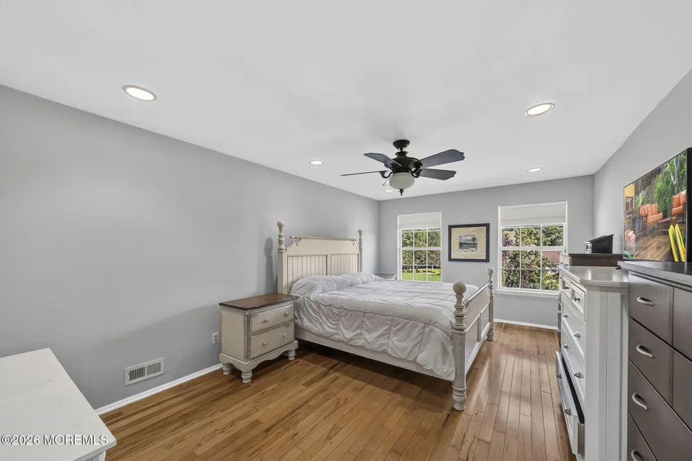 25 Tall Woods Drive Manalapan, NJ 07726