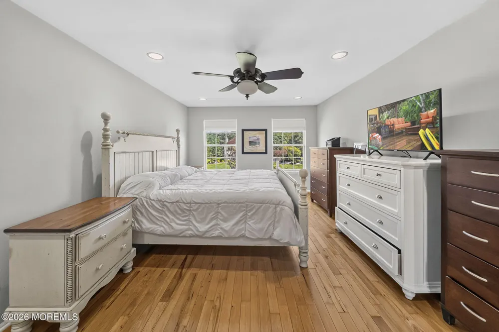 25 Tall Woods Drive Manalapan, NJ 07726